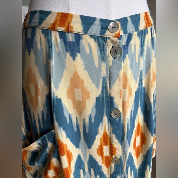 Anthro DR2 Boho Rayon Midi Skirt w Ikat Pattern, Button Front & Patch Pockets - Picture 4 of 10
